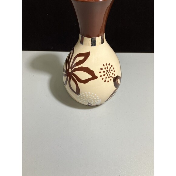 David Tutera Exotic Vase Vintage Style Brown with White Flowers - Picture 2 of 8
